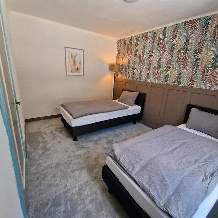 2 Bedroom At The Track Stavelot
