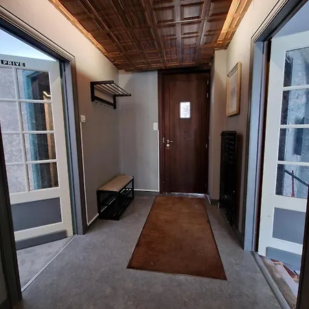 2 Bedroom At The Track Stavelot