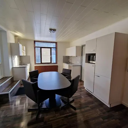 2 Bedroom At The Track * Stavelot