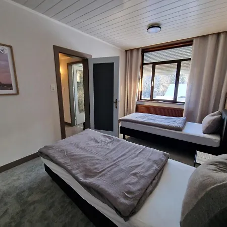 Apartment 2 Bedroom At The Track *