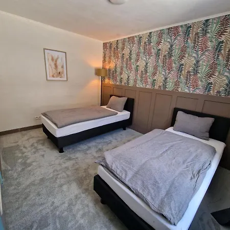2 Bedroom At The Track * Stavelot