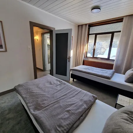 Apartment 2 Bedroom At The Track