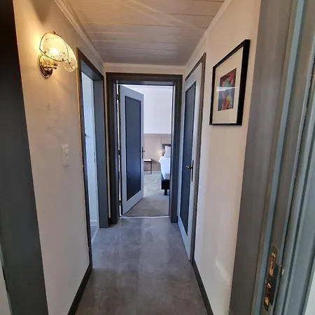Apartment 2 Bedroom At The Track *